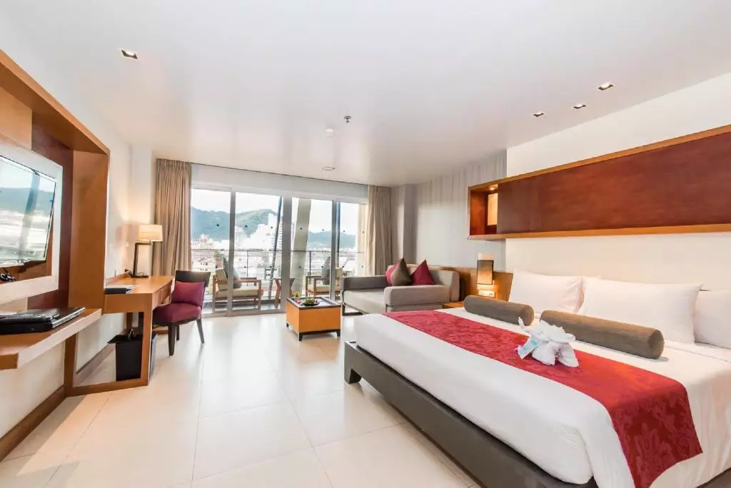 ASHLEE Hub Hotel Patong
